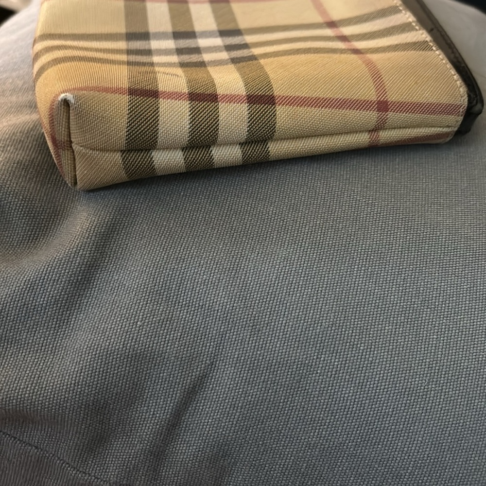 Burberry bag - Picture 4 of 12
